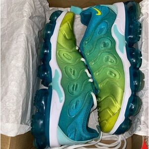 Nike Air VaporMax Plus